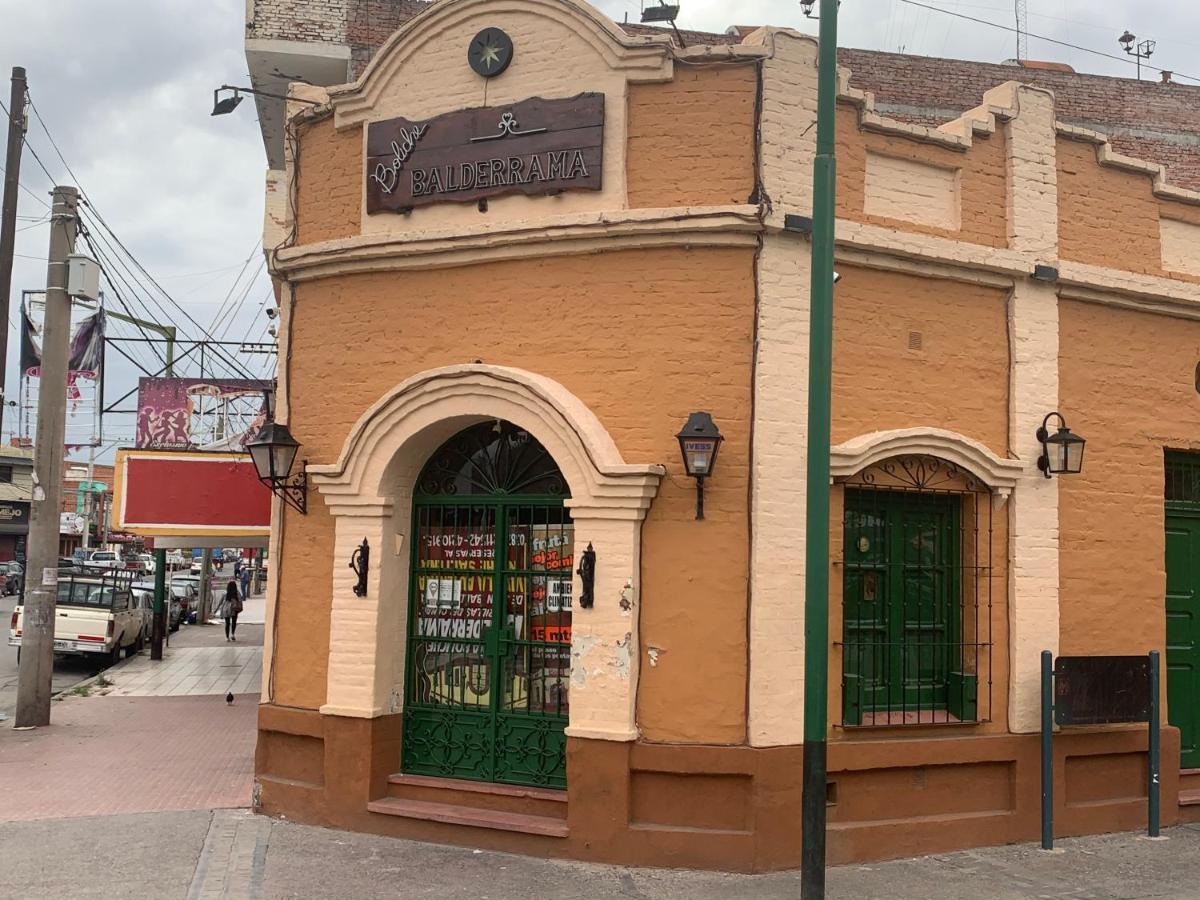 Paseo De Los Poetas Esteco 260 Salta Exterior foto